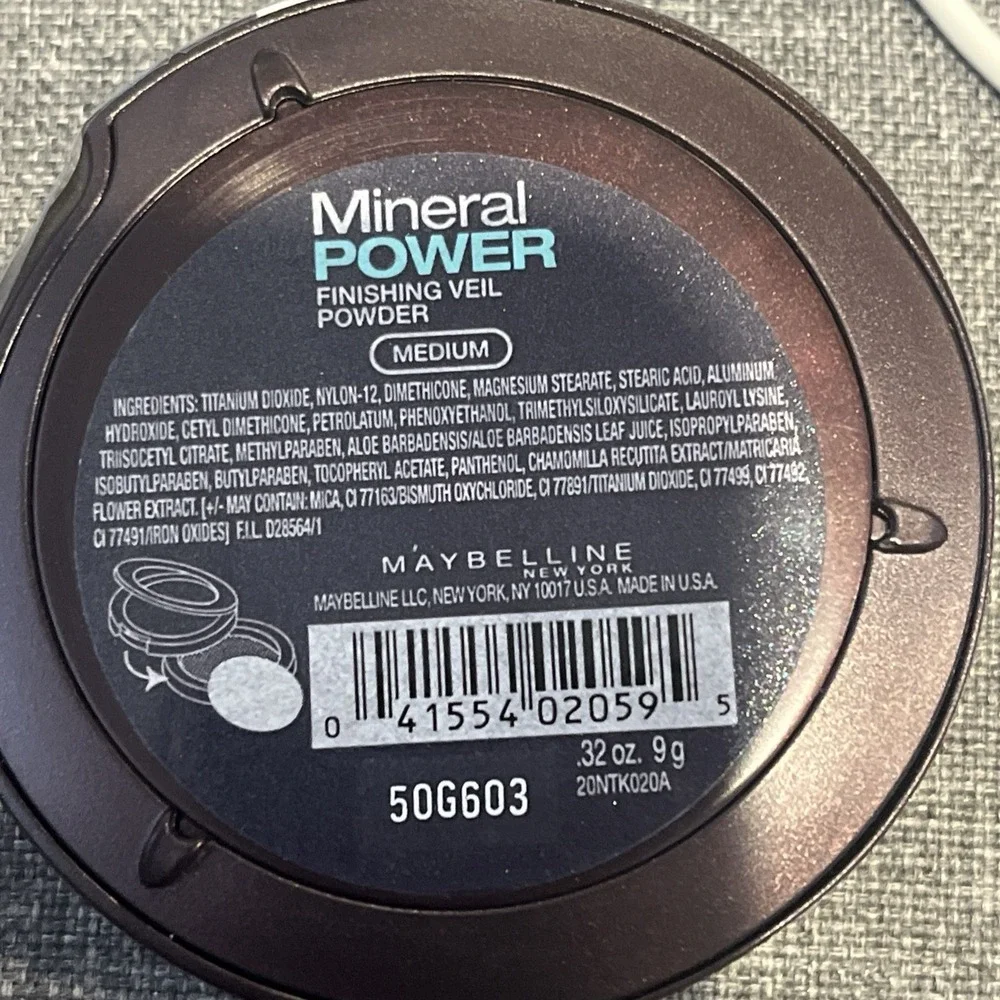 Maybelline Mineral Power Finishing Veil Powder Medium
